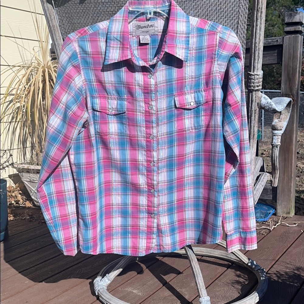Wrangler Pink and Blue Plaid Button Down Shirt